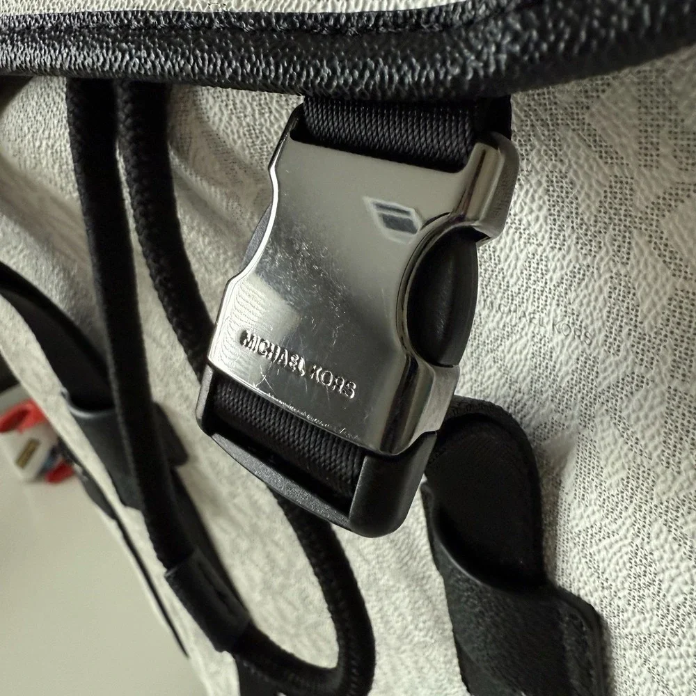 Michael Kors Cooper Logo‎ Backpack White Classic Preppy Travel Elegant Canvas